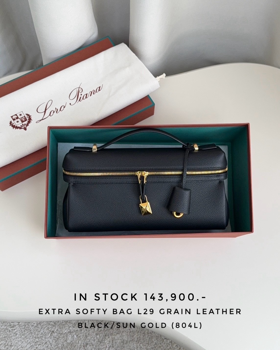 Loro Extra Softy Bag L29 - Black