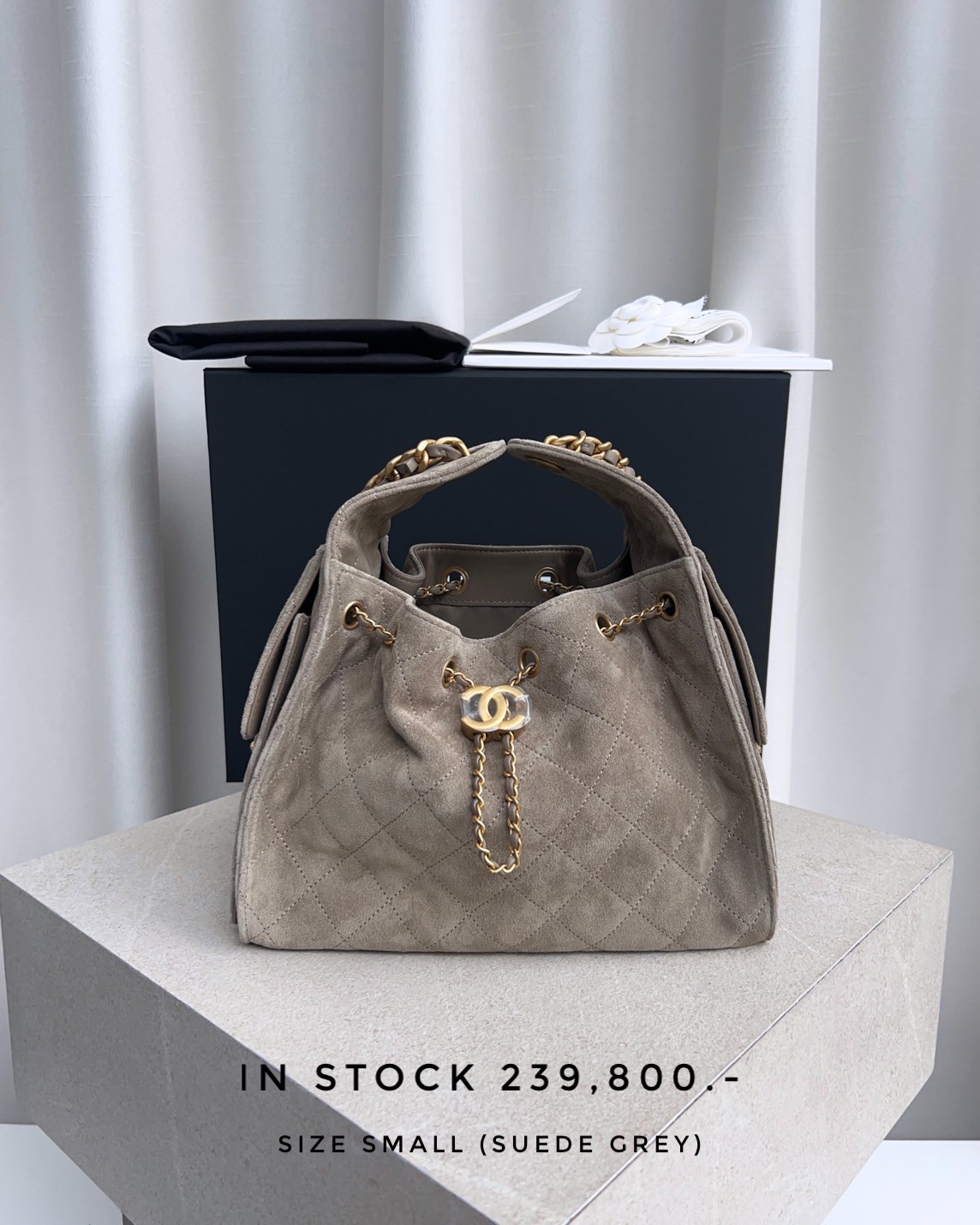 Chanel 25 Leather Suede Small - Grey