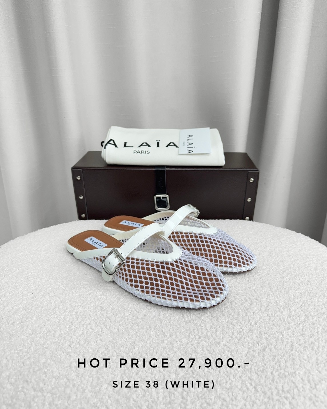 Alaia Fishnet Flat Mules - White